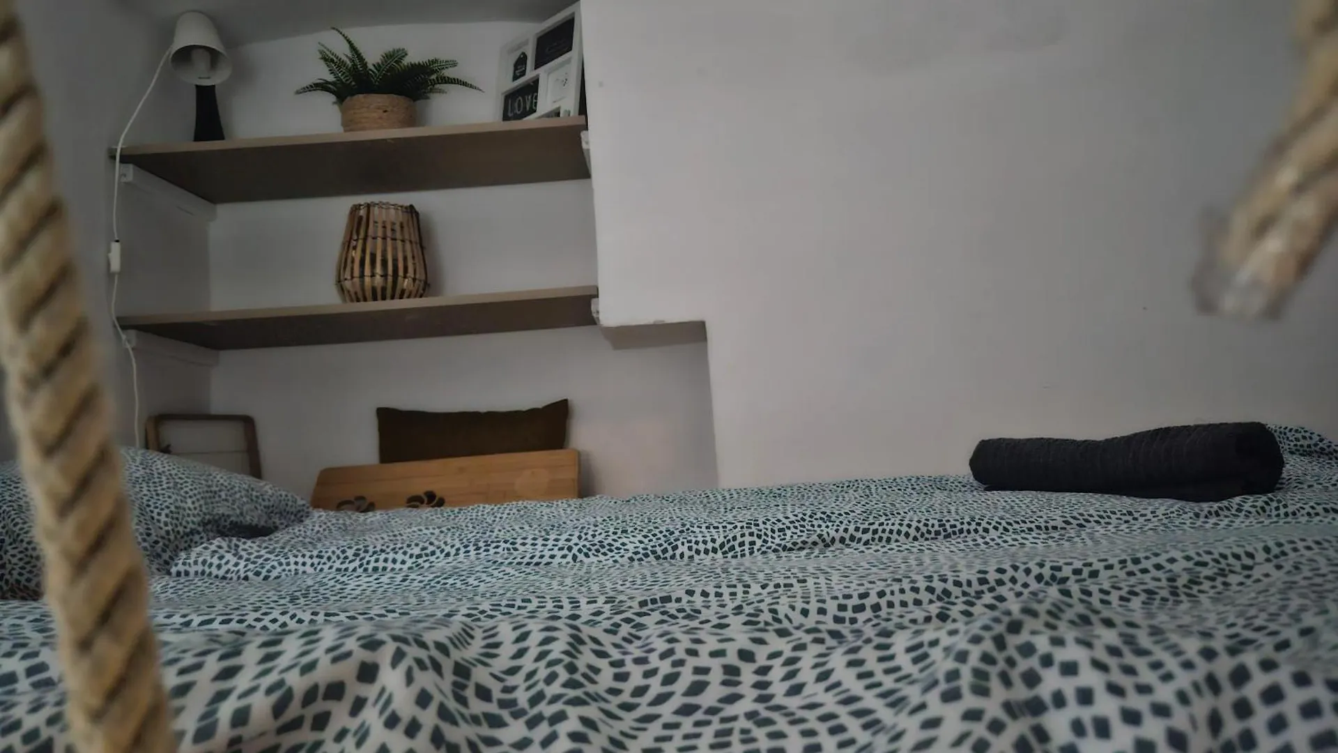Апартаменты Cute Little Flat Near Kazinczy Downtown Будапешт